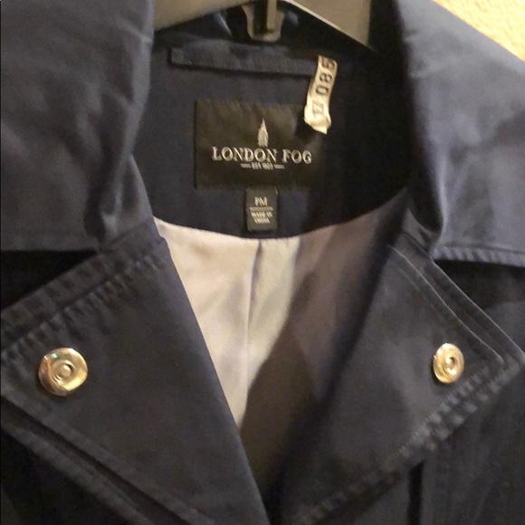 London Fog PM Trench Coat PM - Picture 3 of 3
